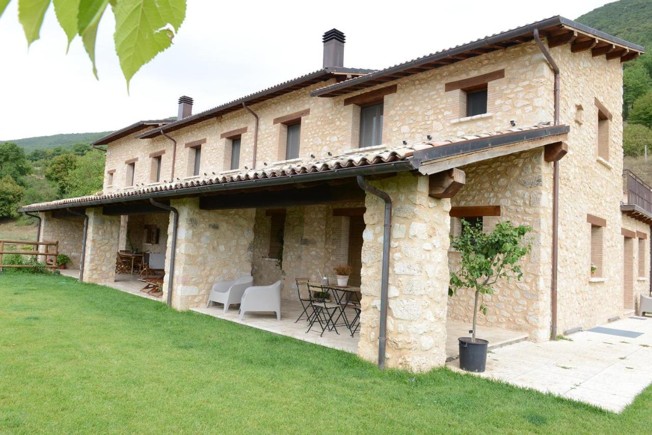 Villa Casale Dei Briganti Norcia Exterior foto